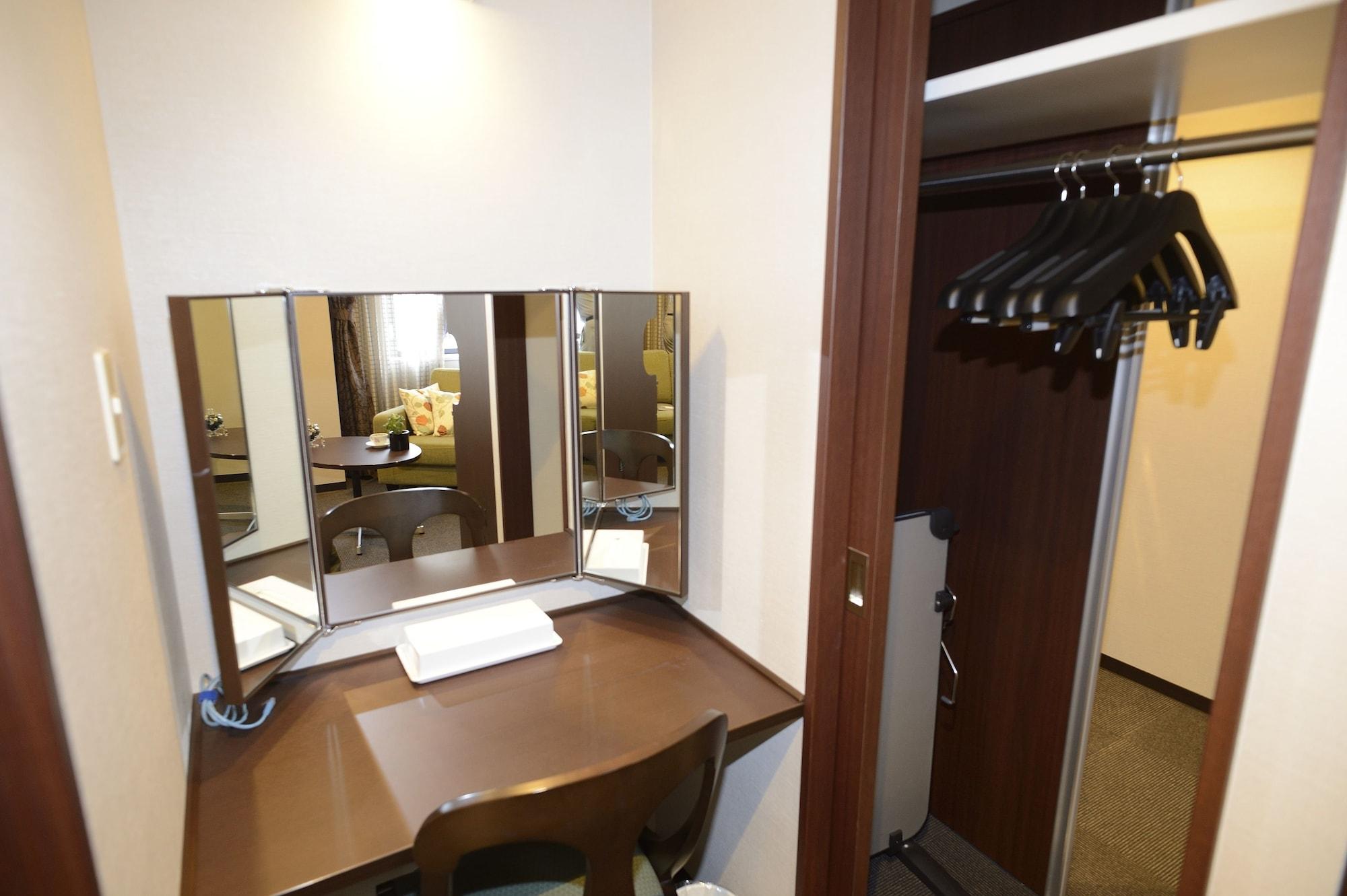 เนเชอรัล ฮอตสปริง มิโดซูจิ โฮเต็ล Hotel โอซาก้า ภายนอก รูปภาพ